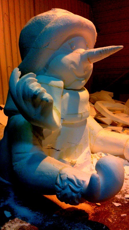 sculpture bonhomme de neige 6m